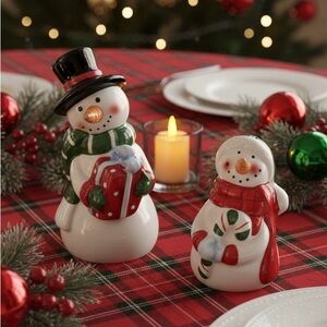 Snowman Salt & Pepper Shakers Christmas Ceramic Holiday Decor Gift Set